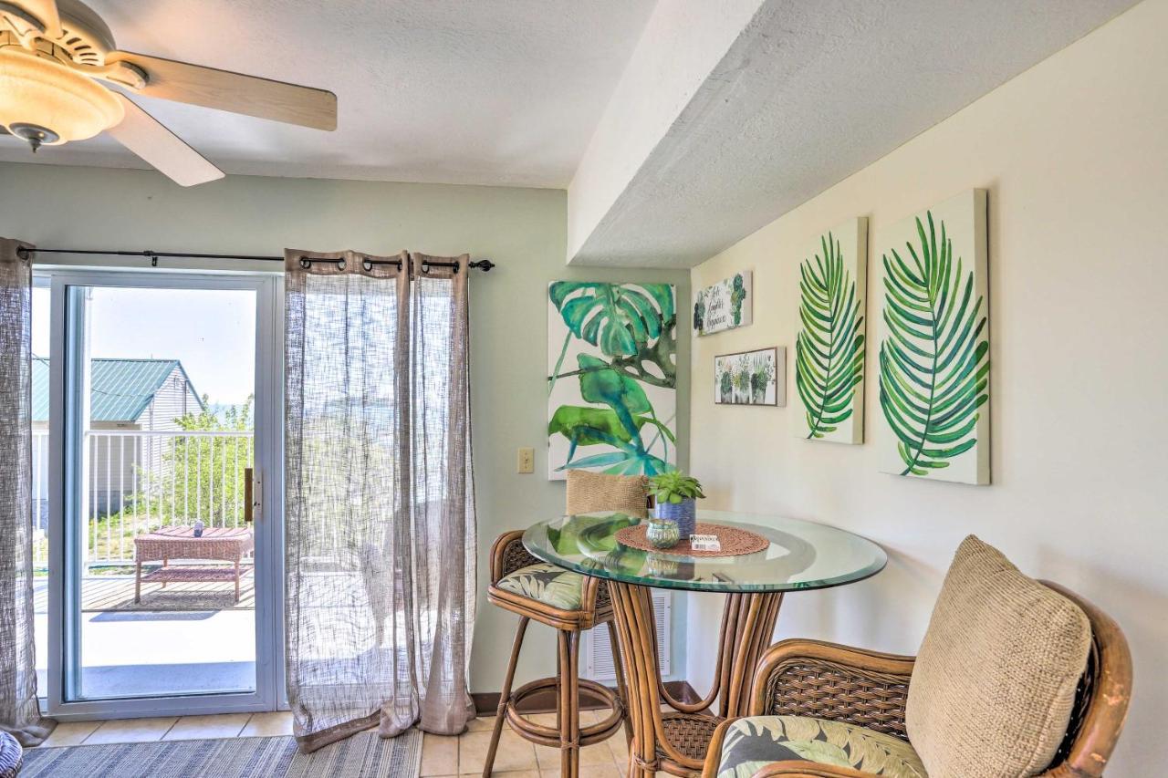 Waterfront Bass Island Retreat With Balcony And Tv Appartement Put-in-Bay Buitenkant foto